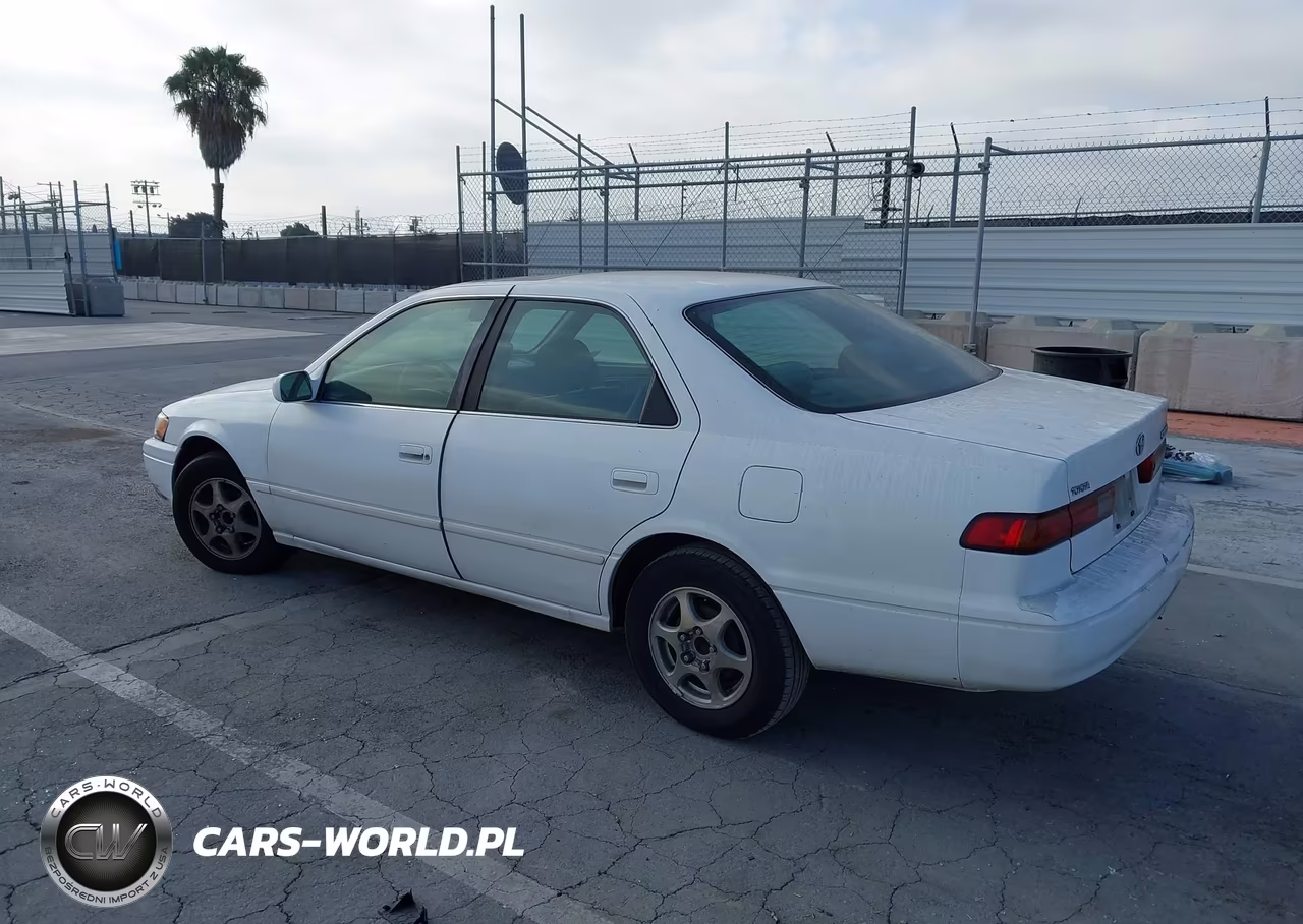 1998 Toyota Camry Le VIN:JT2BG22K7W0121575 - 3
