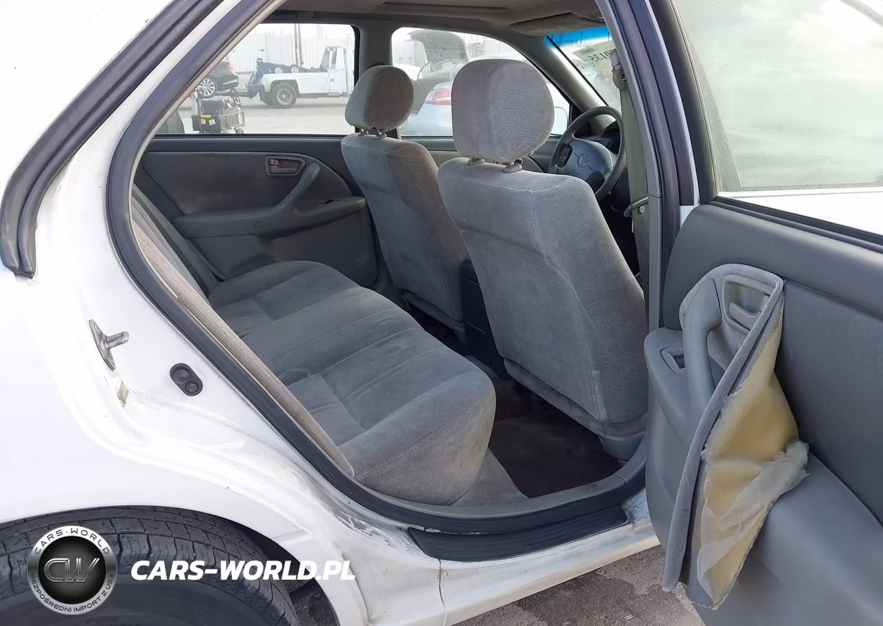 1998 Toyota Camry Le VIN:JT2BG22K7W0121575 - 8