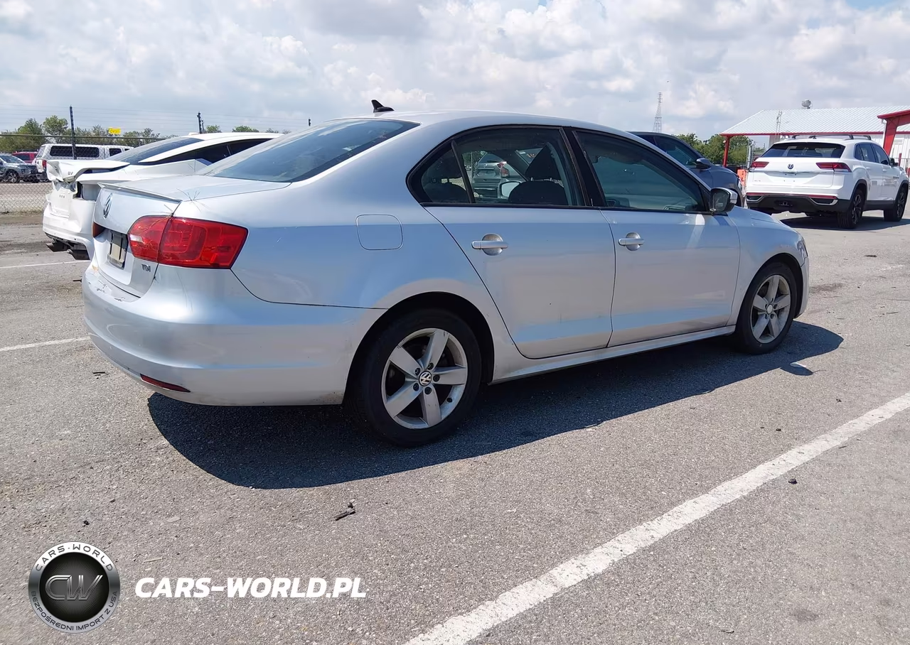 2012 Volkswagen Jetta 2.0L Tdi VIN:3VWLL7AJ5CM012552 - 4