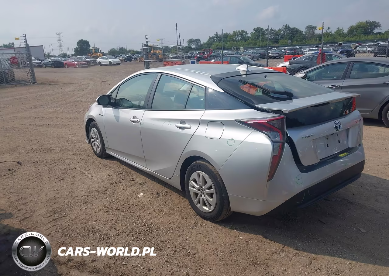 2016 Toyota Prius Two VIN:JTDKBRFUXG3011033 - 3