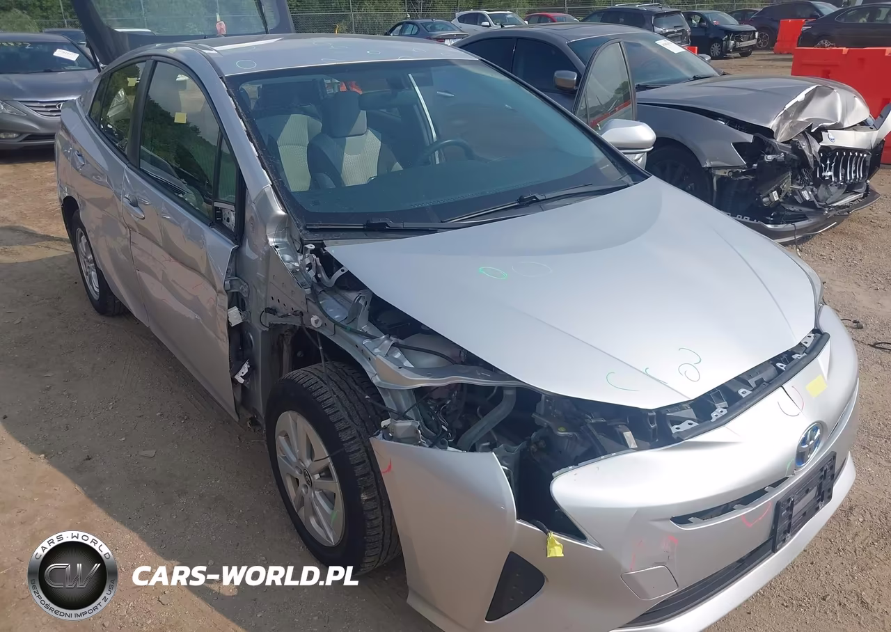2016 Toyota Prius Two VIN:JTDKBRFUXG3011033 - 6