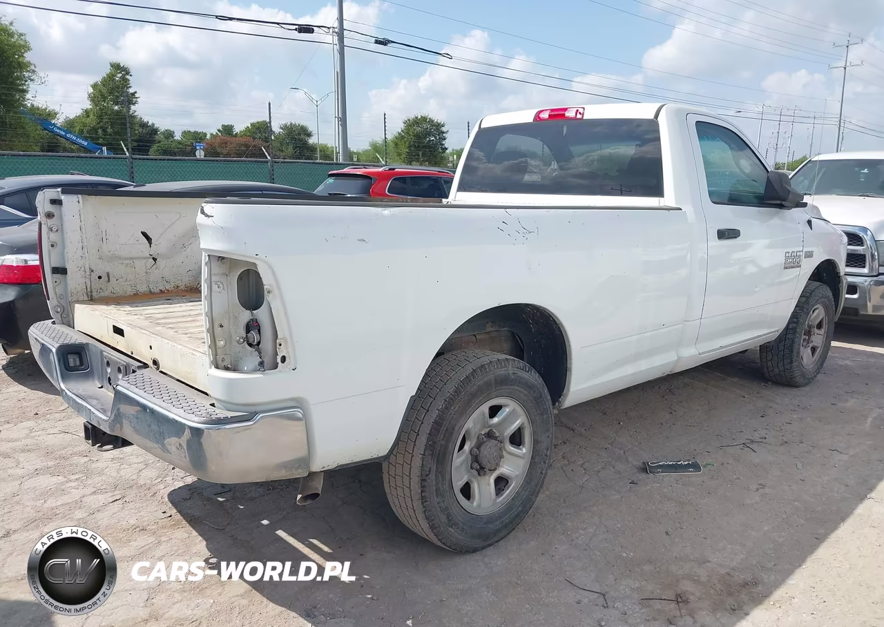 2014 Ram 2500 Tradesman VIN:3C6LR4AT8EG130525 - 4