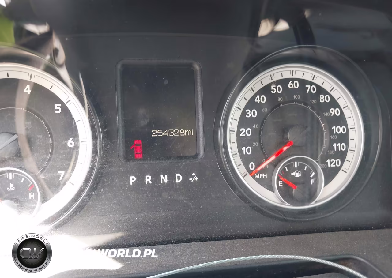 2014 Ram 2500 Tradesman VIN:3C6LR4AT8EG130525 - 7