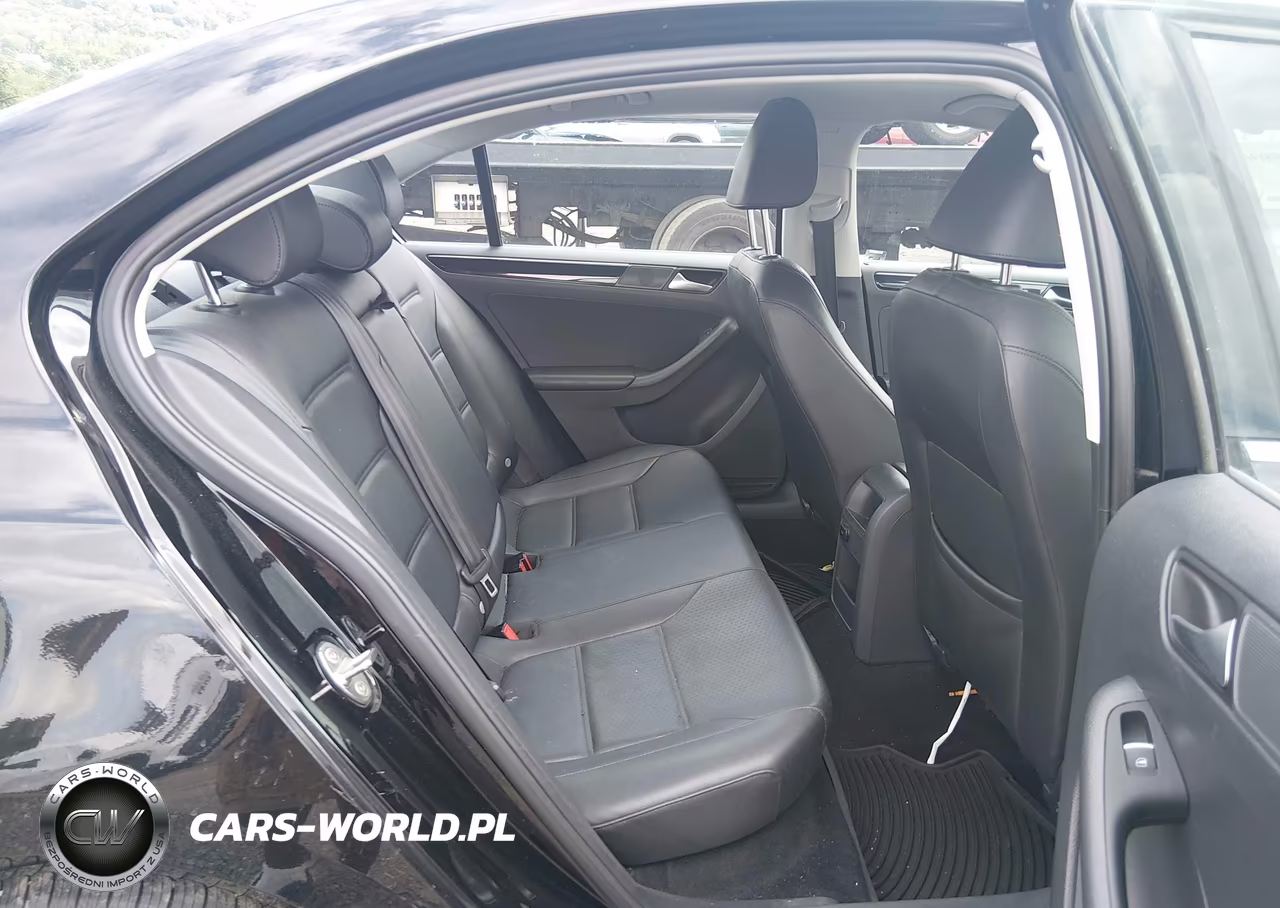 2016 Volkswagen Jetta 1.8T Sel VIN:3VWL17AJ1GM204689 - 8