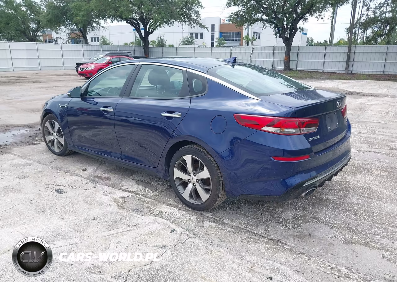 2020 Kia Optima S VIN:5XXGT4L38LG412432 - 3