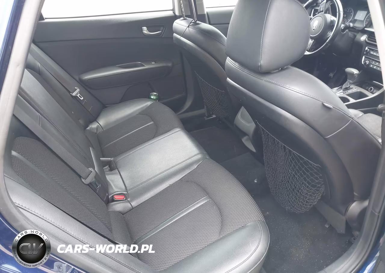 2020 Kia Optima S VIN:5XXGT4L38LG412432 - 8