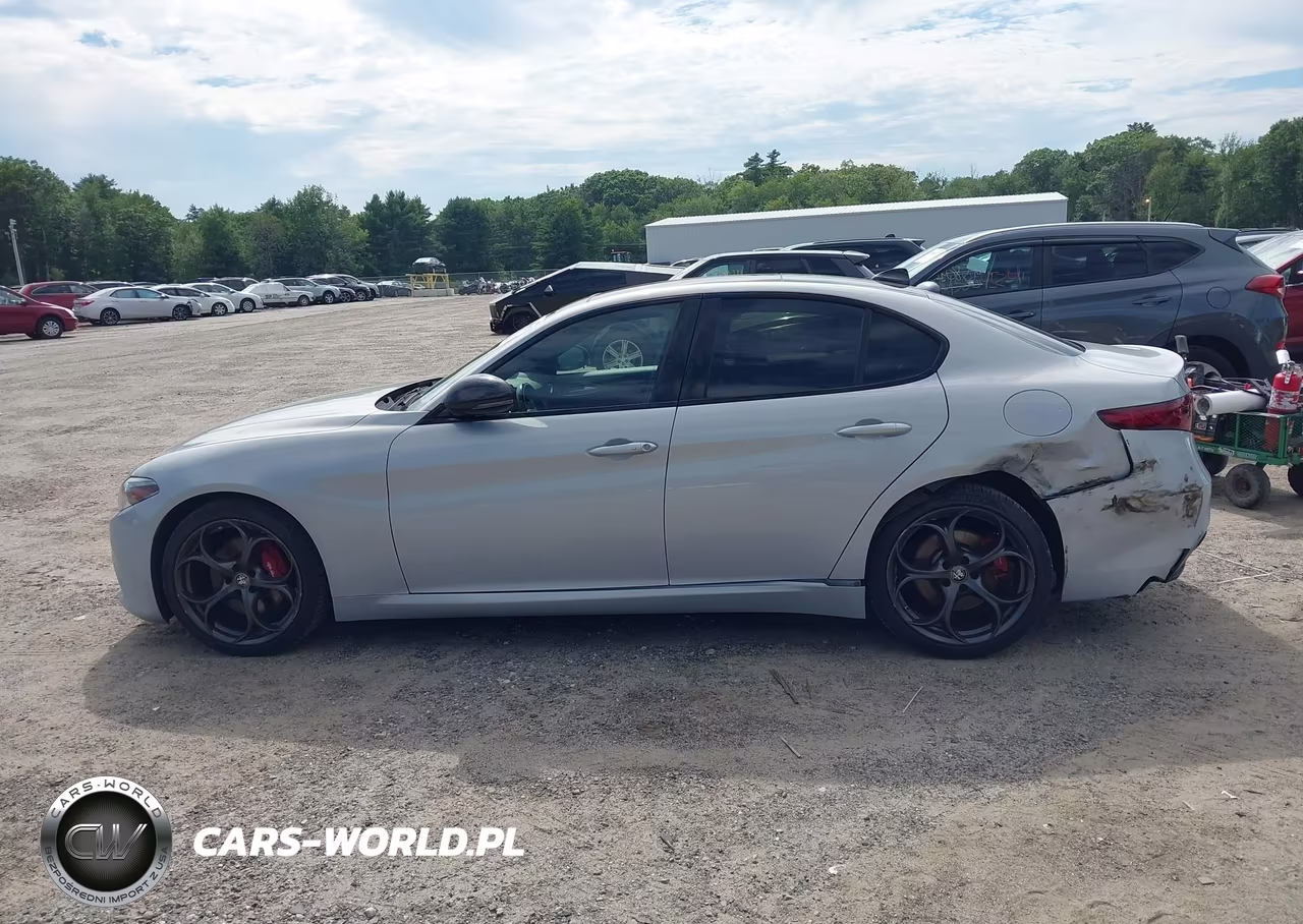 2020 Alfa Romeo Giulia Ti Sport Awd VIN:ZARFANBN4L7636306 - 15
