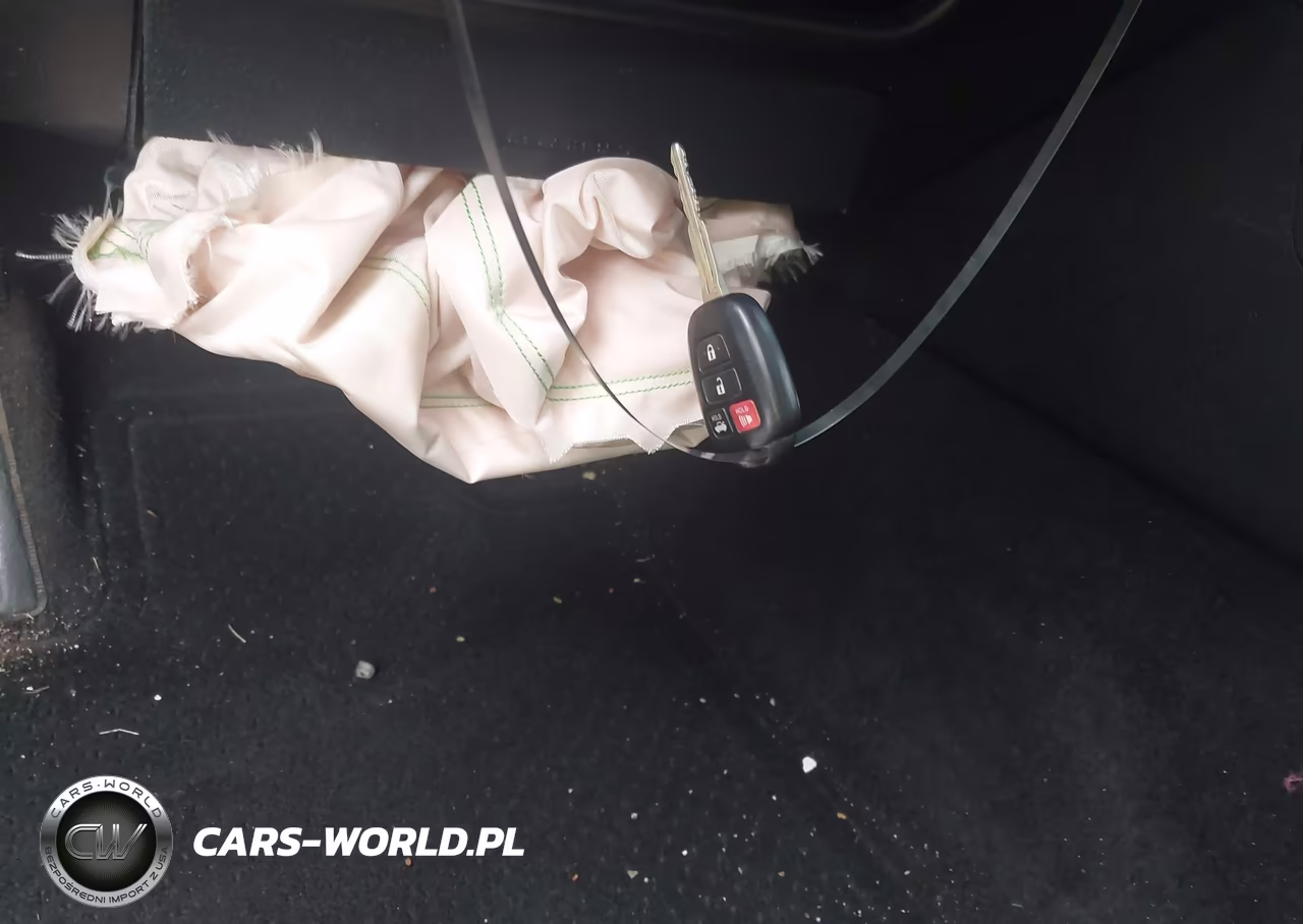 2012 Toyota Camry Se VIN:4T1BF1FK3CU119045 - 11
