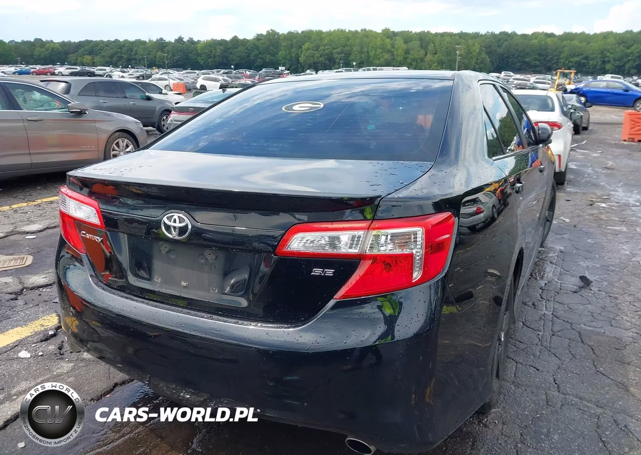 2012 Toyota Camry Se VIN:4T1BF1FK3CU119045 - 4