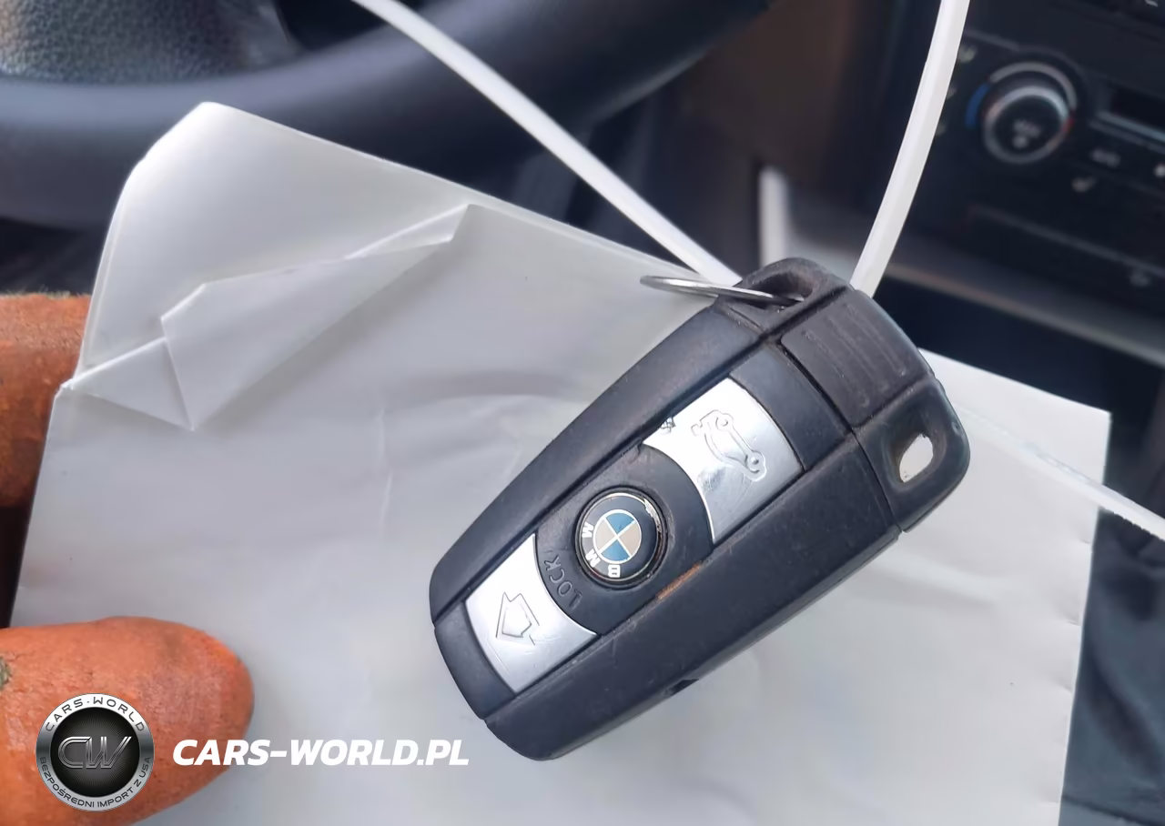 2011 BMW 328I xDrive VIN:WBAPK5G57BNN27477 - 11