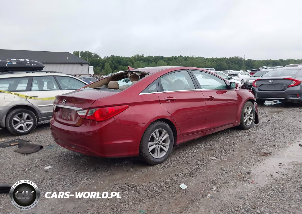 2011 Hyundai Sonata Gls VIN:5NPEB4ACXBH086651 - 4