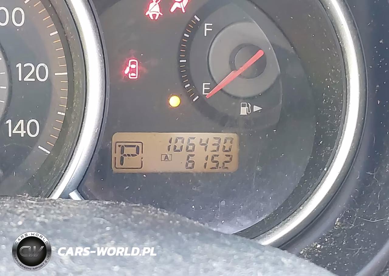 2007 Nissan Versa 1.8S VIN:3N1BC13E77L384422 - 16