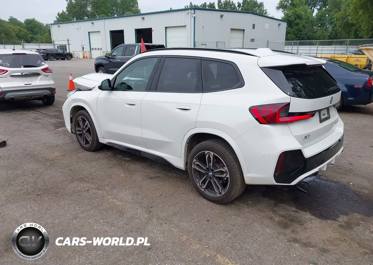 2025 BMW X1 xDrive28I VIN:WBX73EF06S5328073 - 3