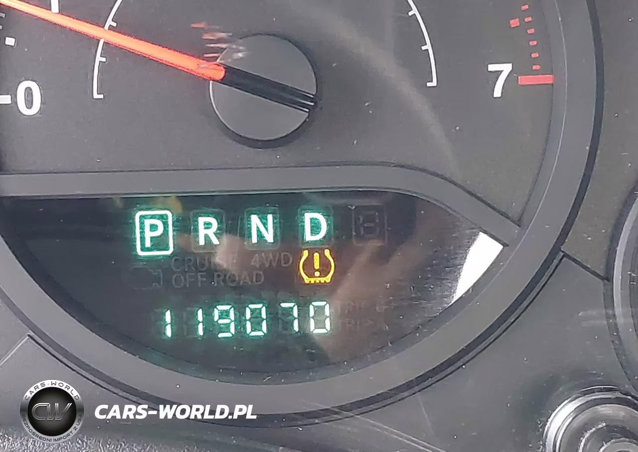 2009 Jeep Wrangler X VIN:1J4FA24139L743974 - 15