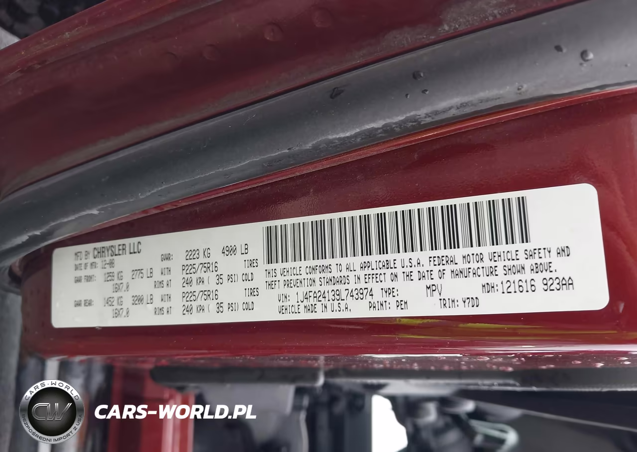 2009 Jeep Wrangler X VIN:1J4FA24139L743974 - 9