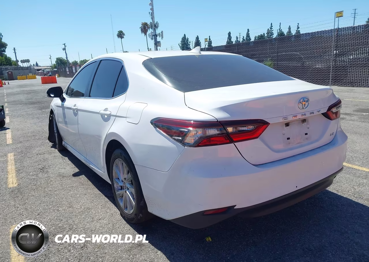 2022 Toyota Camry Le VIN:4T1R11AK4NU659446 - 3