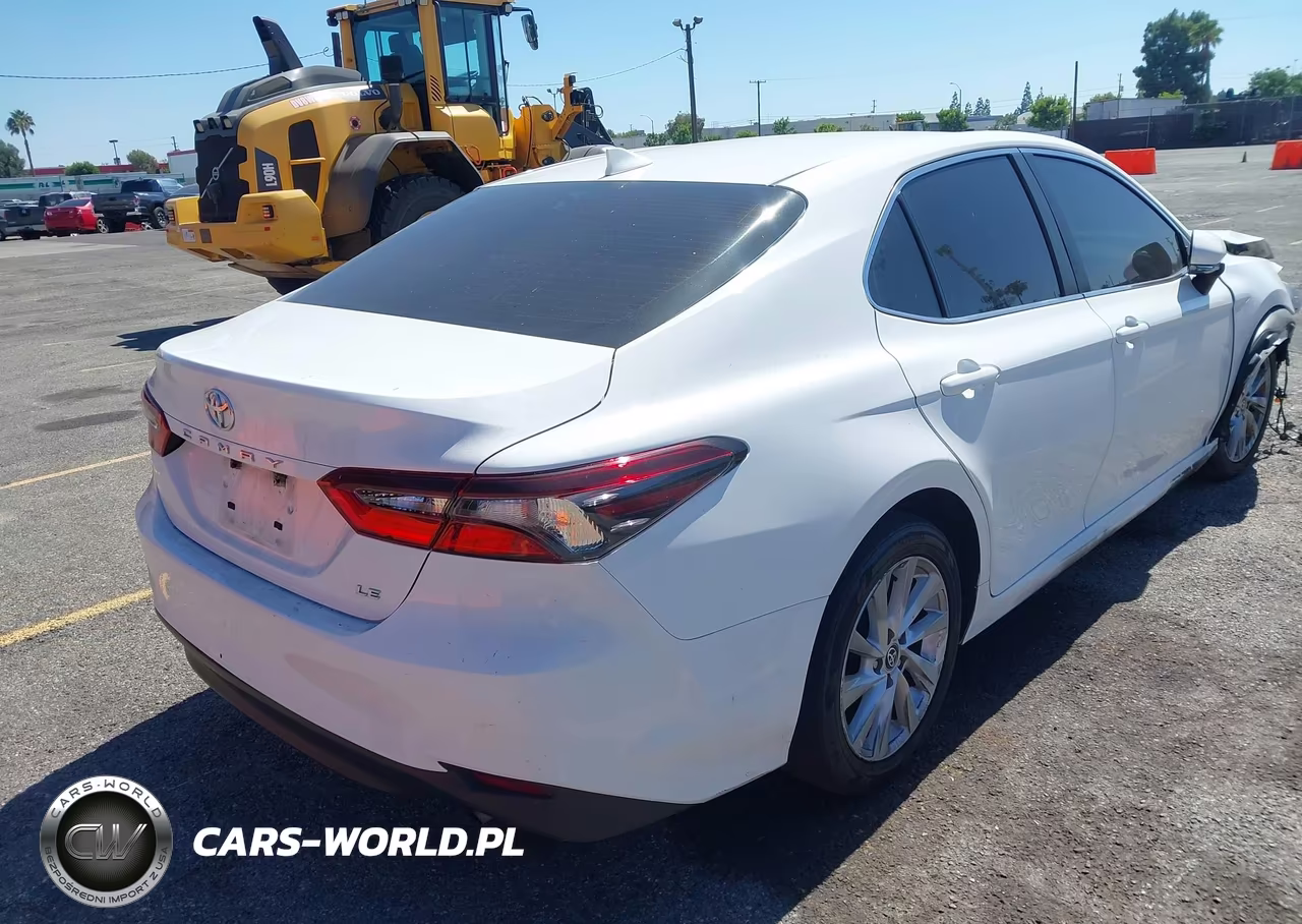 2022 Toyota Camry Le VIN:4T1R11AK4NU659446 - 4
