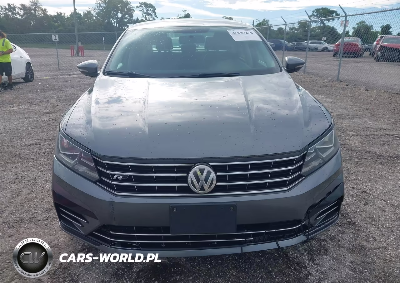2017 Volkswagen Passat 1.8T R-Line VIN:1VWDT7A34HC050451 - 12