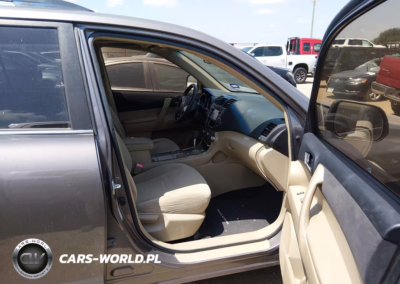 2013 Toyota Highlander Hybrid Base V6 VIN:JTEBC3EH5D2011260 - 5