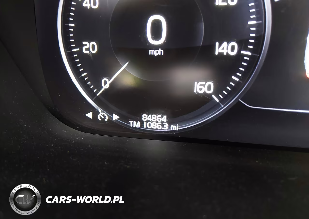 2018 Volvo Xc60 T5 Momentum VIN:LYV102RK9JB101191 - 15