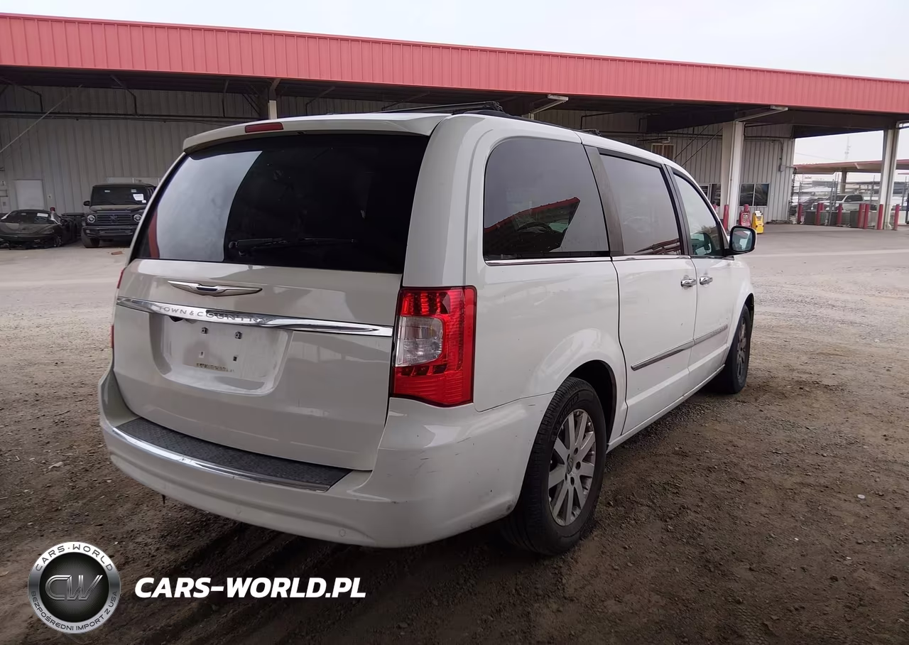 2012 Chrysler Town & Country Touring-L VIN:2C4RC1CG5CR345886 - 4