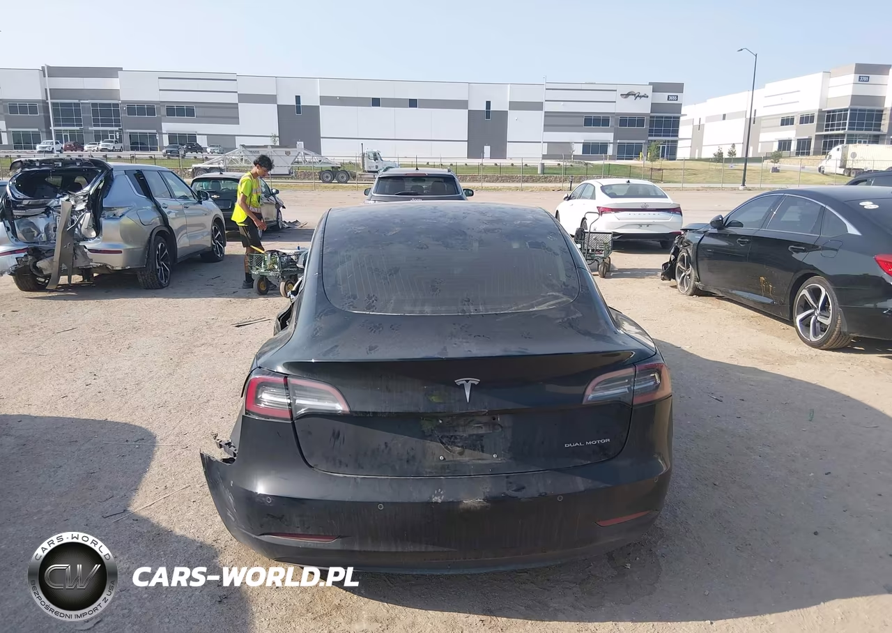 2018 Tesla Model 3 Long Range-Performance VIN:5YJ3E1EB0JF181991 - 15