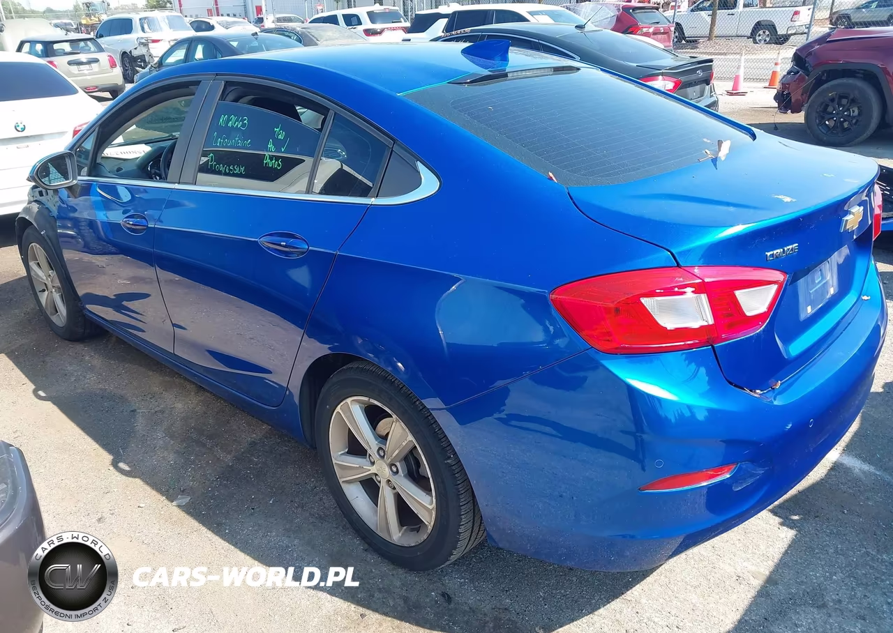 2017 Chevrolet Cruze Lt Auto VIN:1G1BE5SM7H7124284 - 3