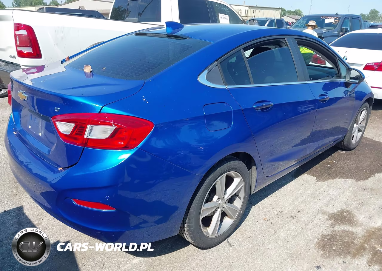2017 Chevrolet Cruze Lt Auto VIN:1G1BE5SM7H7124284 - 4