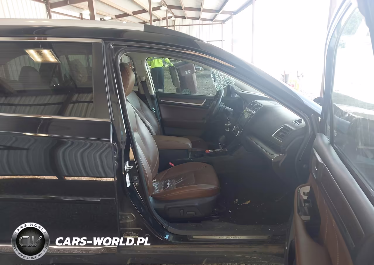 2018 Subaru Outback 3.6R Touring VIN:4S4BSETC6J3336236 - 5