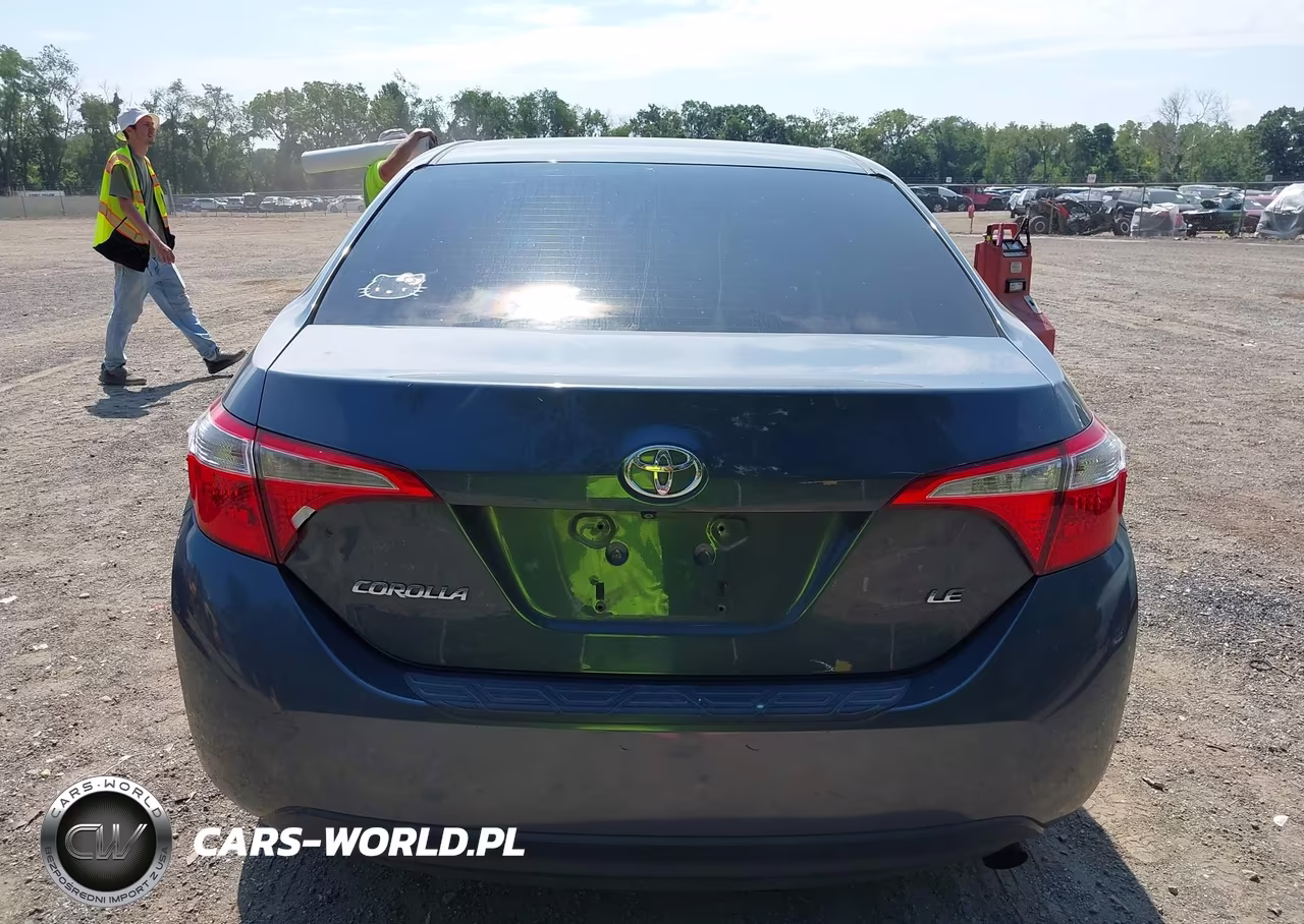 2015 Toyota Corolla Le Plus VIN:2T1BURHE6FC400614 - 17