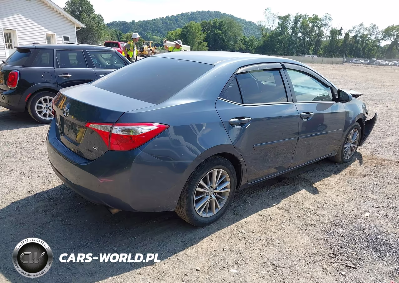 2015 Toyota Corolla Le Plus VIN:2T1BURHE6FC400614 - 4
