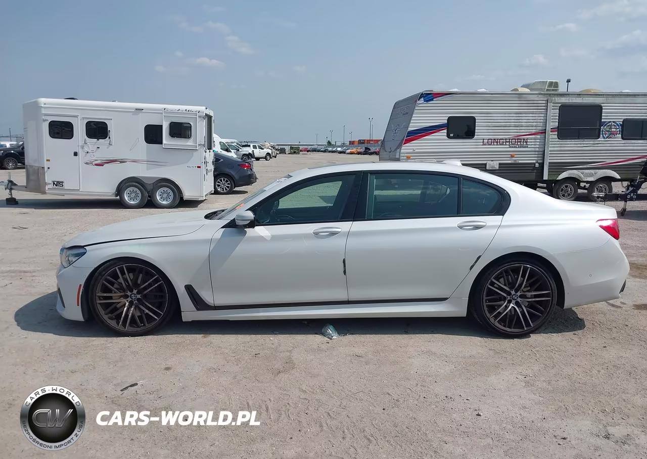 2018 BMW 750I VIN:WBA7F0C57JGM23328 - 14