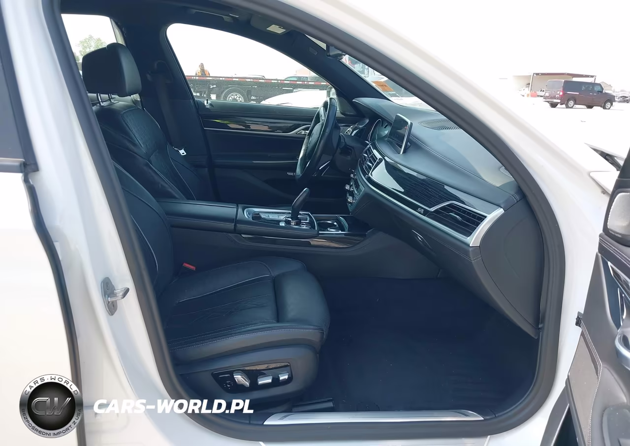 2018 BMW 750I VIN:WBA7F0C57JGM23328 - 5