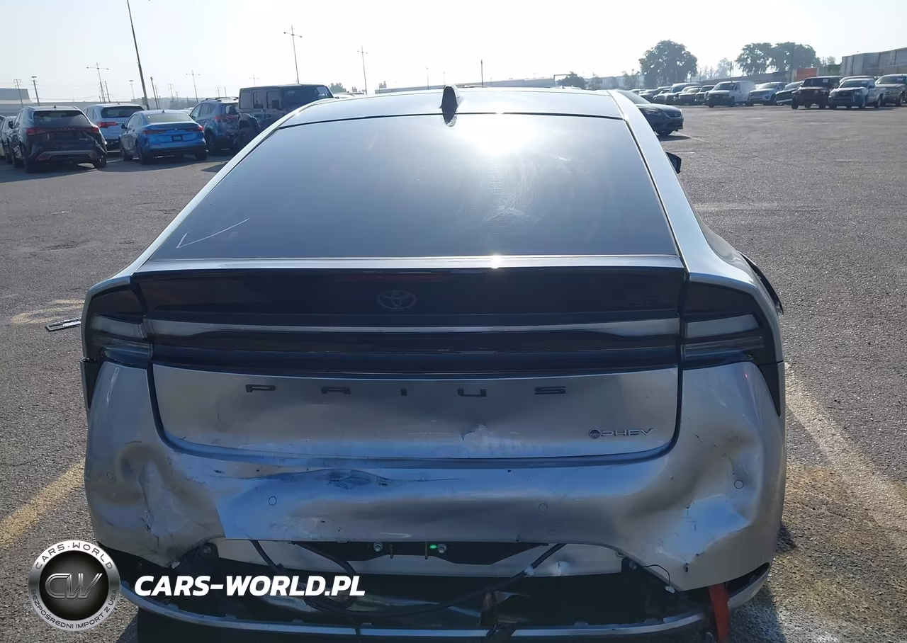 2026 Toyota Prius Plug-In Hybrid Xse VIN:JTDACACU5T3062089 - 16