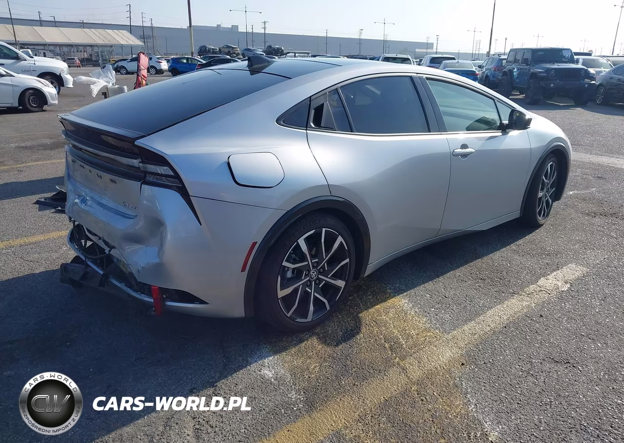 2026 Toyota Prius Plug-In Hybrid Xse VIN:JTDACACU5T3062089 - 4