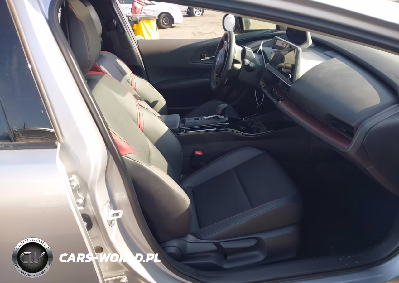 2026 Toyota Prius Plug-In Hybrid Xse VIN:JTDACACU5T3062089 - 5