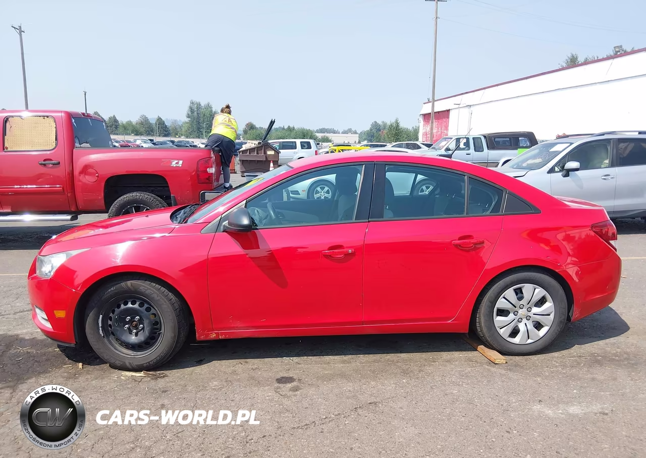 2014 Chevrolet Cruze Ls Auto VIN:1G1PA5SG9E7454449 - 15