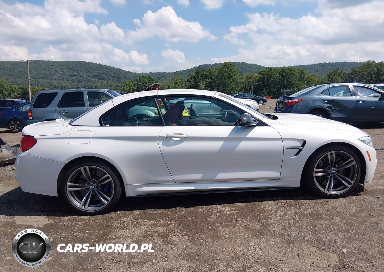 2015 BMW M4 VIN:WBS3U9C58FP967896 - 14