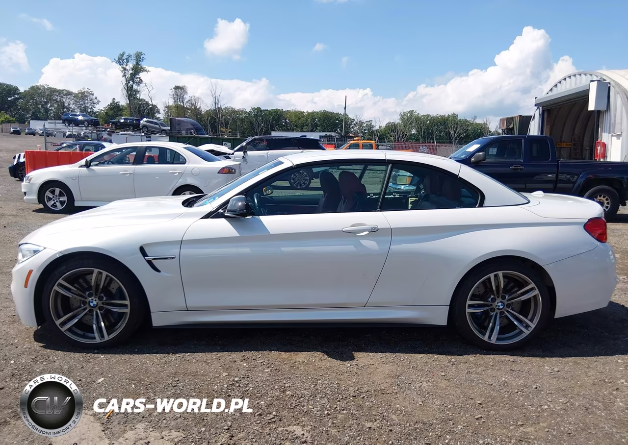 2015 BMW M4 VIN:WBS3U9C58FP967896 - 15