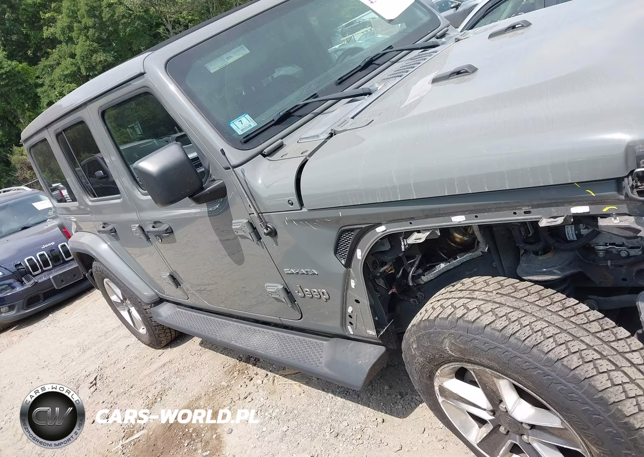 2020 Jeep Wrangler Unlimited Sahara 4X4 VIN:1C4HJXEG5LW182701 - 12