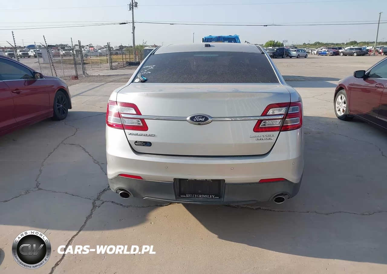 2016 Ford Taurus Limited VIN:1FAHP2F82GG106383 - 16