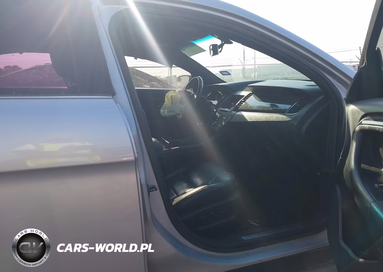 2016 Ford Taurus Limited VIN:1FAHP2F82GG106383 - 5
