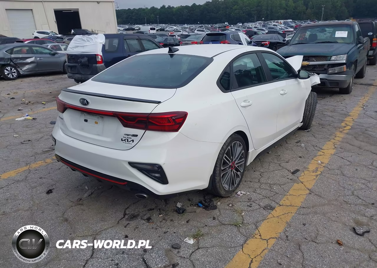 2021 Kia Forte Gt-Line VIN:3KPF34AD8ME290270 - 4