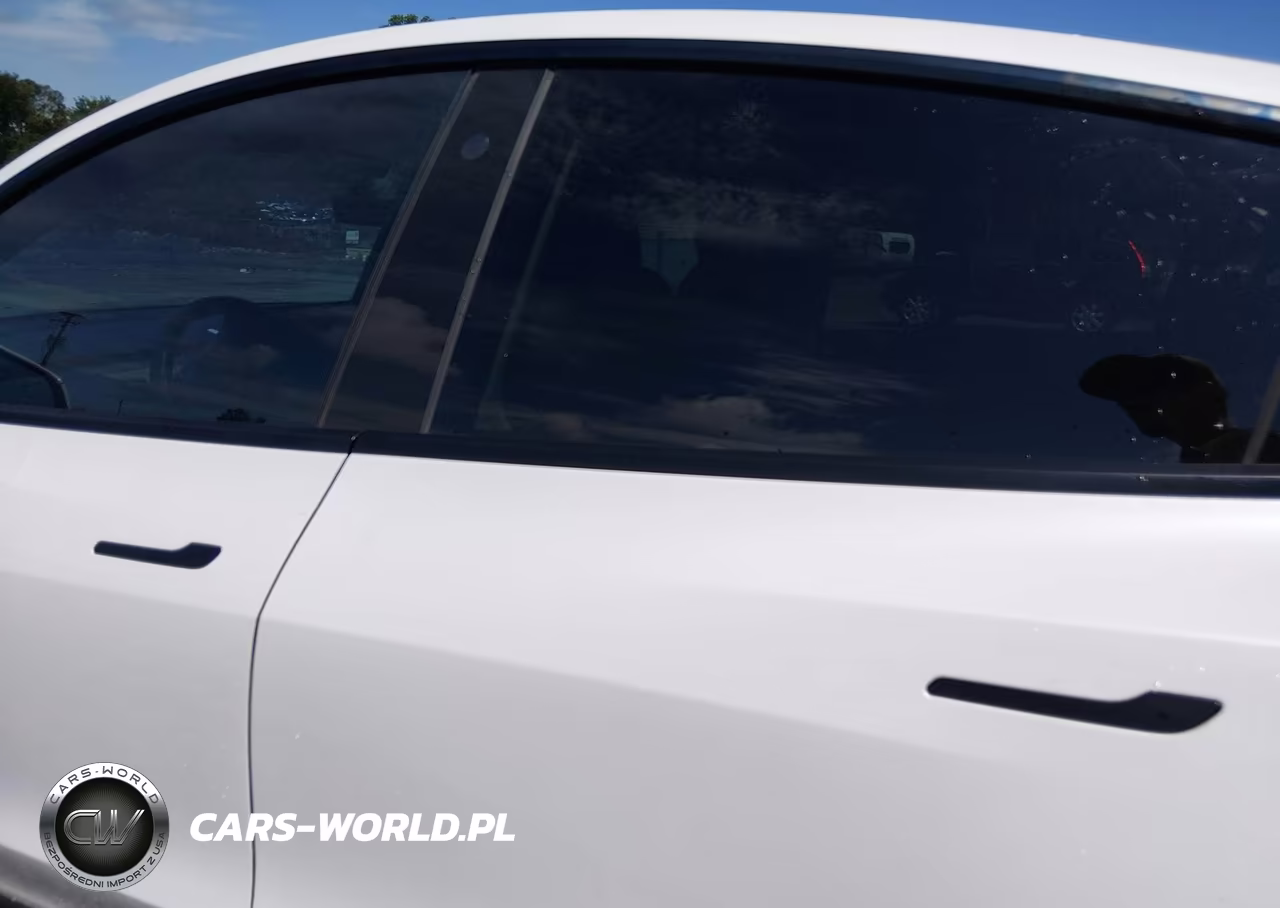 2022 Tesla Model Y Performance Dual Motor All-Wheel Drive VIN:7SAYGDEF4NF532902 - 14