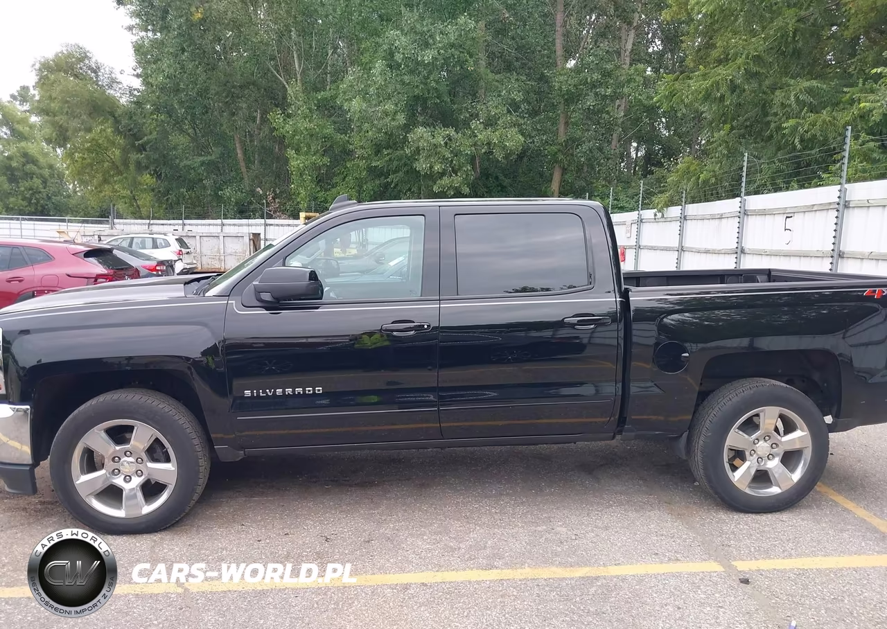 2018 Chevrolet Silverado 1500 1Lt VIN:3GCUKREC1JG244367 - 14
