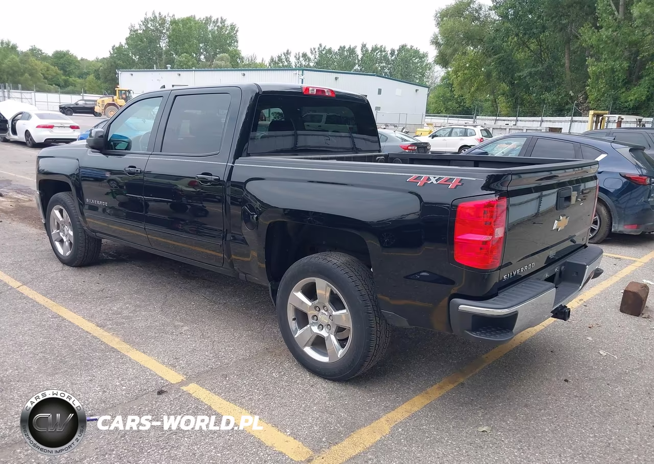 2018 Chevrolet Silverado 1500 1Lt VIN:3GCUKREC1JG244367 - 3