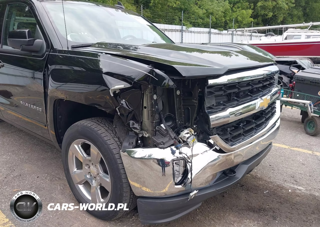 2018 Chevrolet Silverado 1500 1Lt VIN:3GCUKREC1JG244367 - 6
