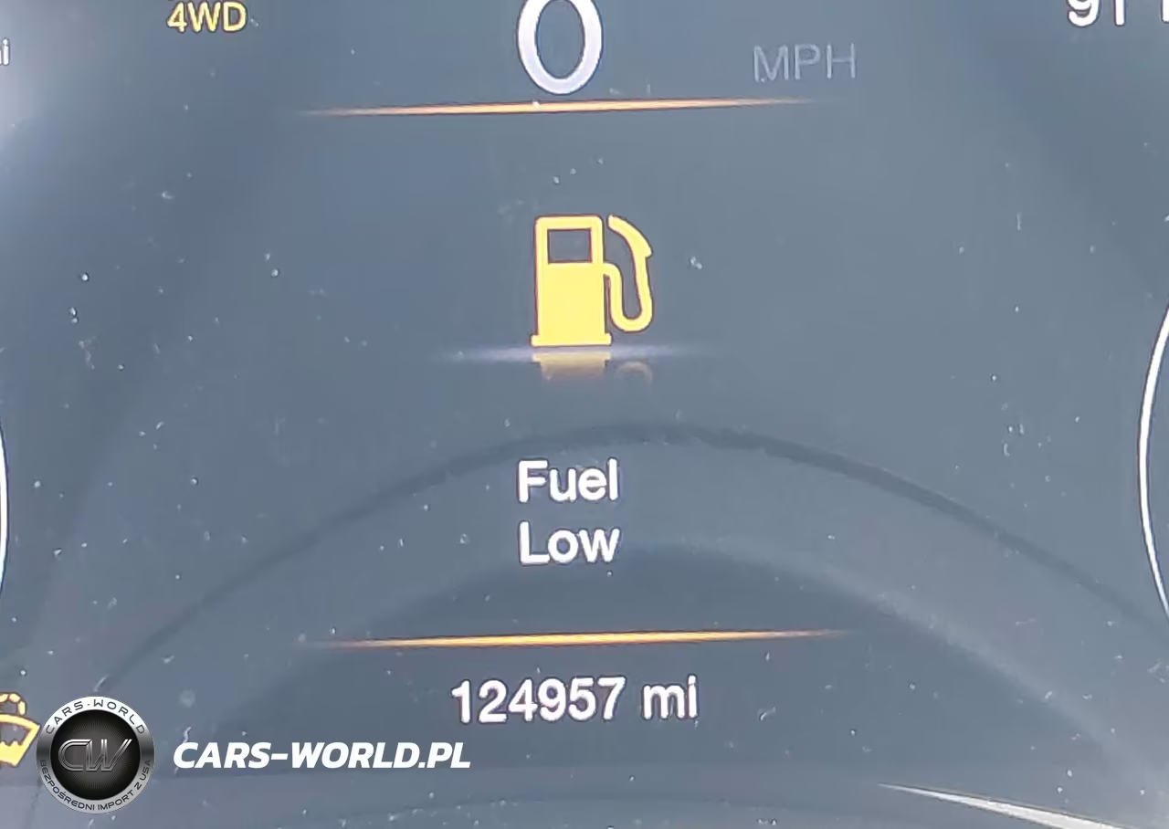2019 Jeep Grand Cherokee Limited 4X4 VIN:1C4RJFBG7KC649068 - 16