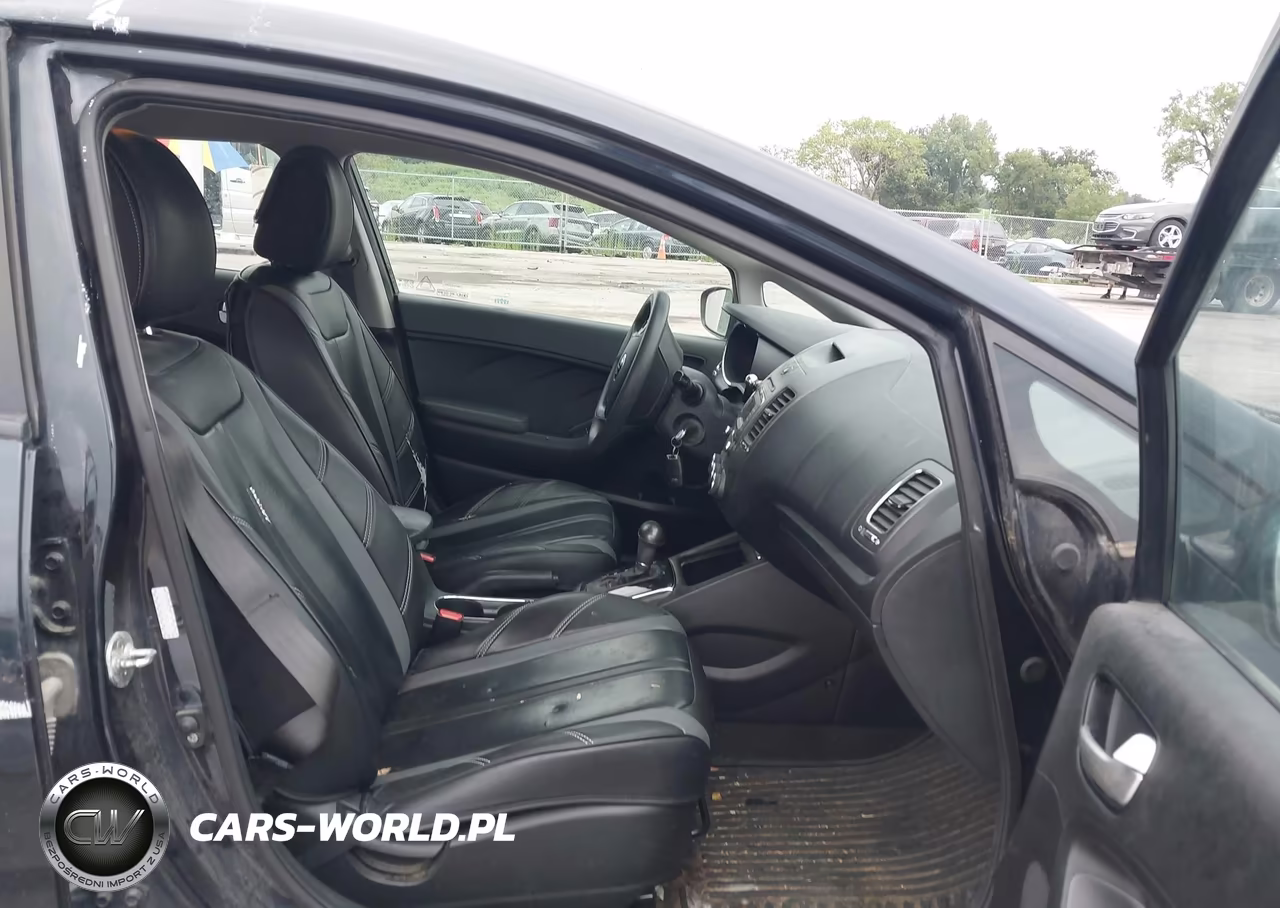 2018 Kia Forte Lx VIN:KNAFK5A8XJ5745099 - 5