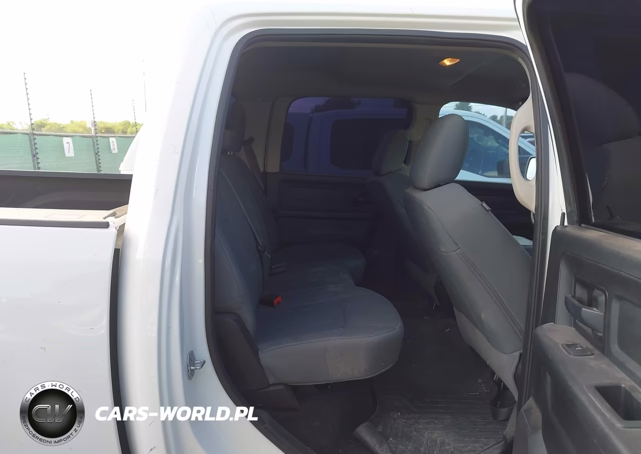 2019 Ram 1500 Classic Tradesman 4X2 5'7 Box VIN:3C6RR6KG5KG705957 - 8